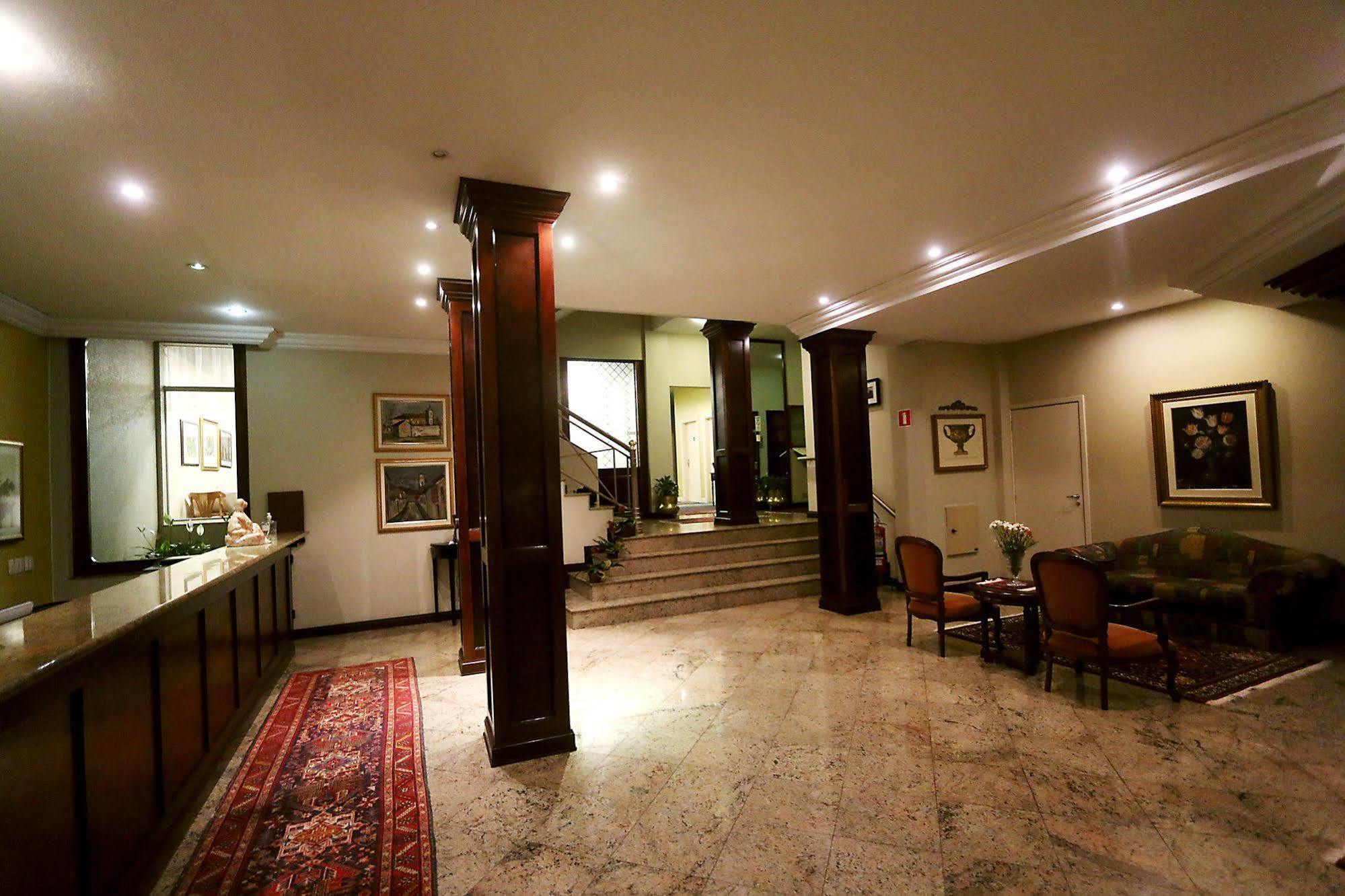 Village Hotel Понта-Гросса Экстерьер фото