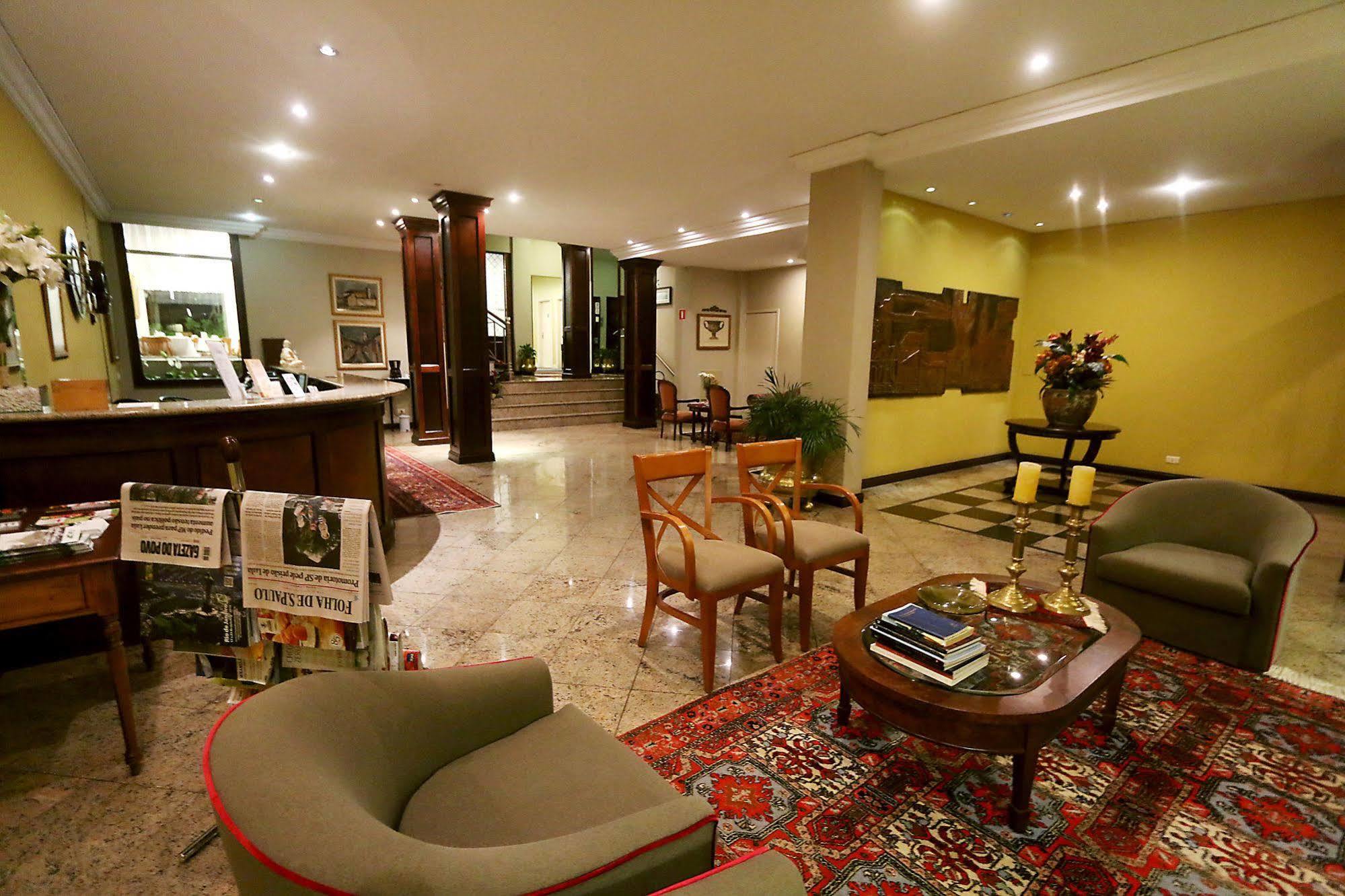 Village Hotel Понта-Гросса Экстерьер фото