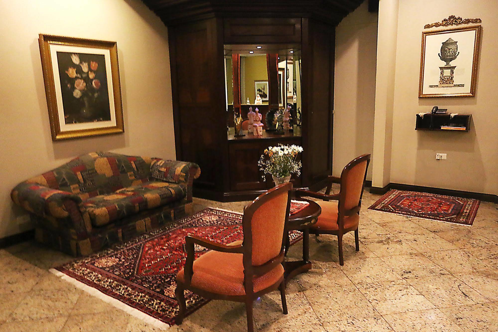 Village Hotel Понта-Гросса Экстерьер фото