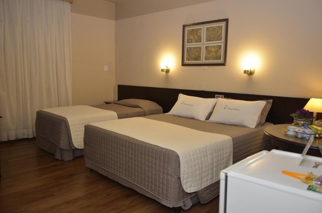 Village Hotel Понта-Гросса Экстерьер фото
